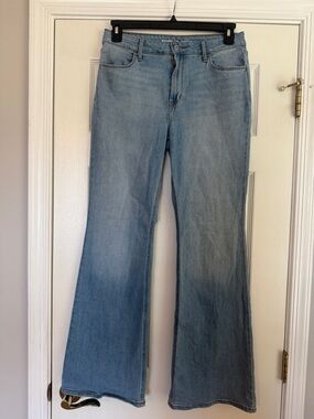 Old Navy High Rise Wow Flare Jeans